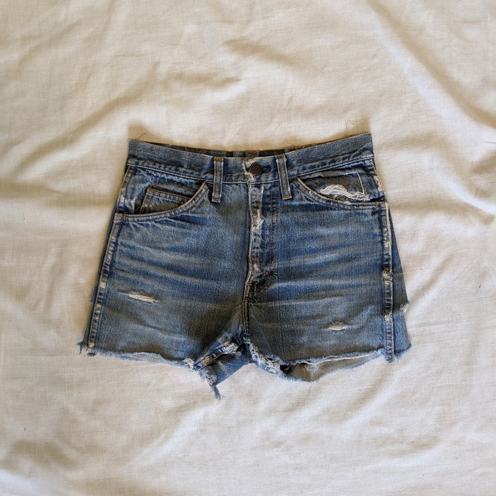 Vintage 70s super distressed Levi's Jean shorts